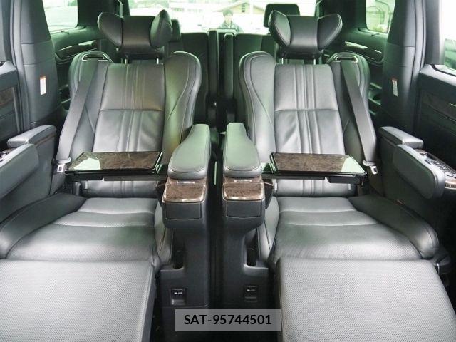 Toyota ALPHARD HYBRID 2021-05 7614772-11
