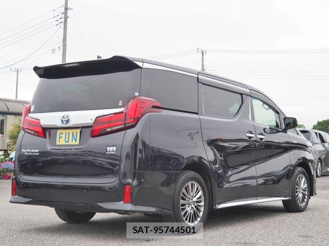 Toyota ALPHARD HYBRID 2021-05 7614772-4