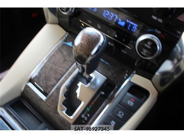 Toyota ALPHARD HYBRID 2019-04 7614786-22