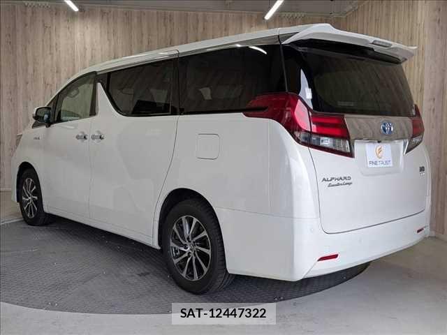 Toyota ALPHARD HYBRID 2015-08 7614788-18