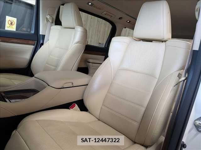 Toyota ALPHARD HYBRID 2015-08 7614788-27