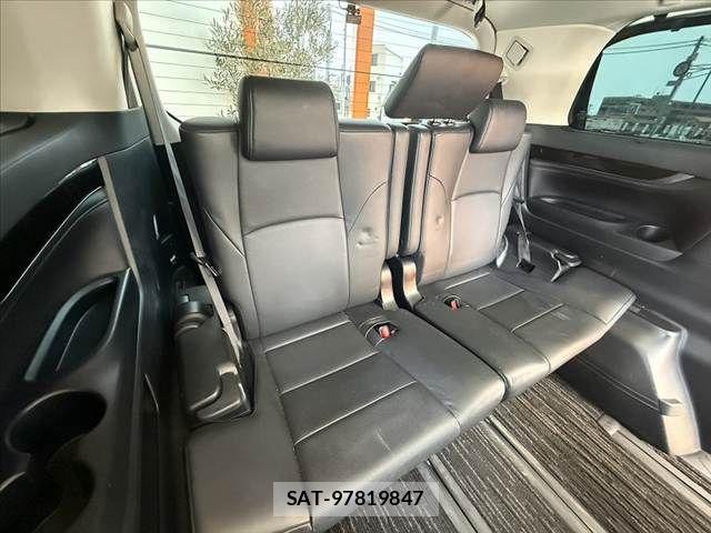 Toyota ALPHARD HYBRID 2016-04 7614793-19