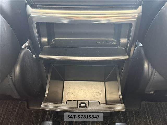 Toyota ALPHARD HYBRID 2016-04 7614793-24