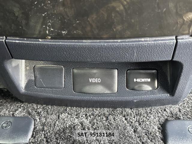 Toyota ALPHARD HYBRID 2015-11 7614796-24