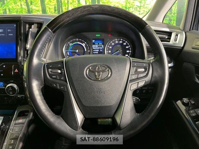 Toyota ALPHARD HYBRID 2019-11 7720352-11