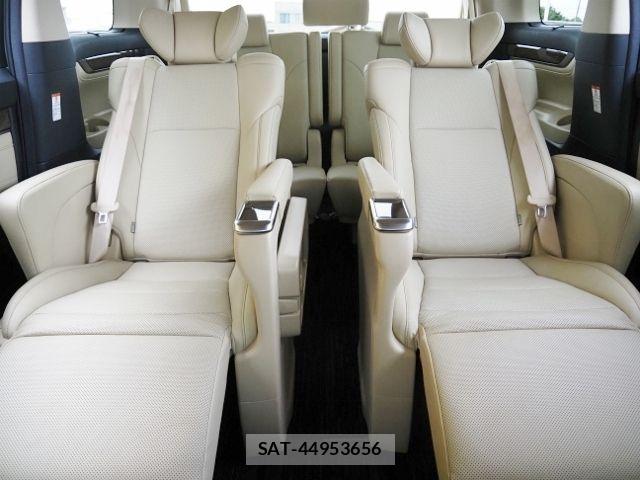 Toyota ALPHARD HYBRID 2021-11 7720344-11