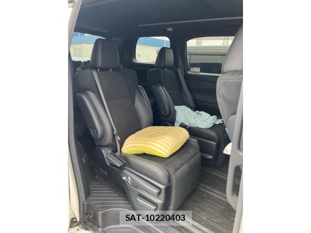 Toyota ALPHARD HYBRID 2020-09 7720369-11