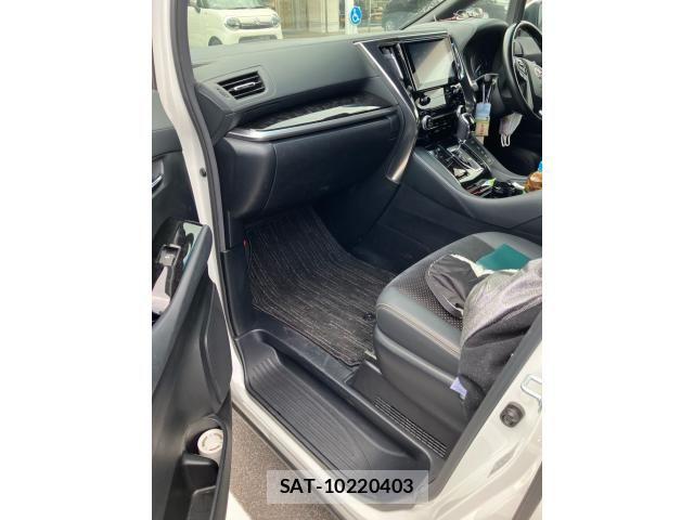Toyota ALPHARD HYBRID 2020-09 7720369-15