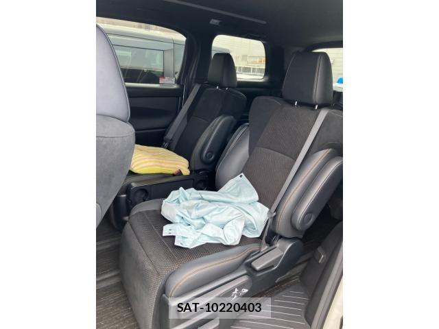 Toyota ALPHARD HYBRID 2020-09 7720369-16