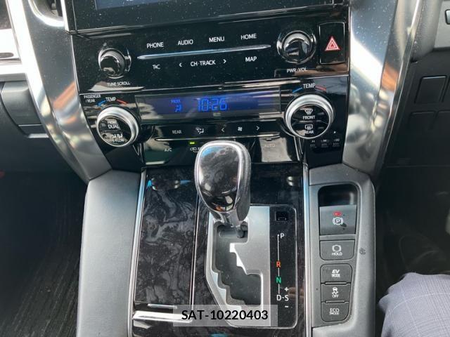 Toyota ALPHARD HYBRID 2020-09 7720369-19