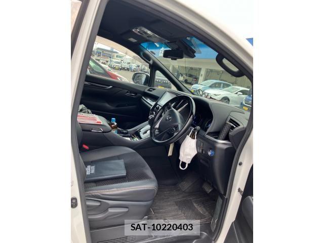 Toyota ALPHARD HYBRID 2020-09 7720369-7