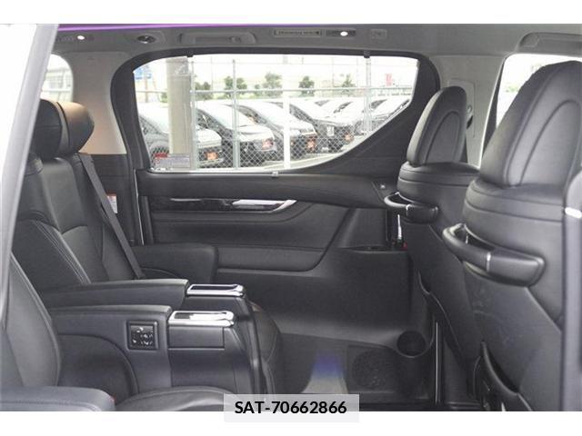 Toyota ALPHARD HYBRID 2018-08 7720370-25