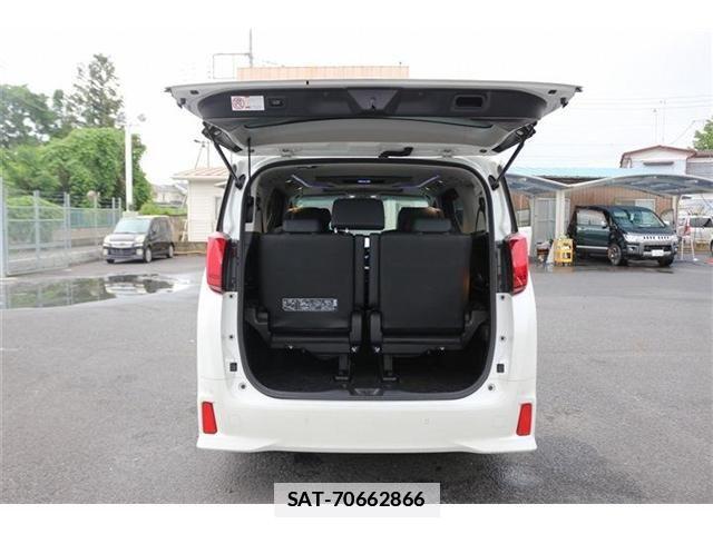 Toyota ALPHARD HYBRID 2018-08 7720370-29