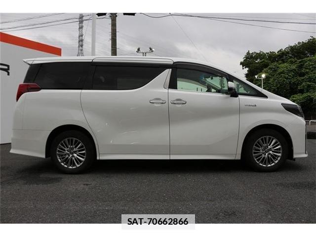 Toyota ALPHARD HYBRID 2018-08 7720370-3