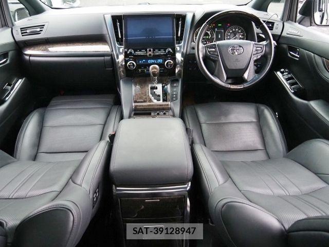 Toyota ALPHARD HYBRID 2022-07 7720341-9