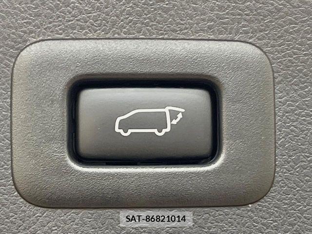 Toyota ALPHARD HYBRID 2021-08 7720343-6