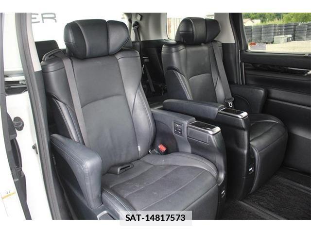 Toyota ALPHARD HYBRID 2018-05 7720374-19