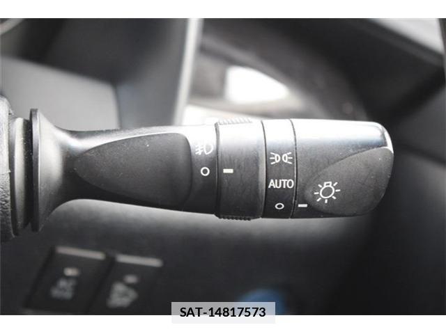 Toyota ALPHARD HYBRID 2018-05 7720374-27