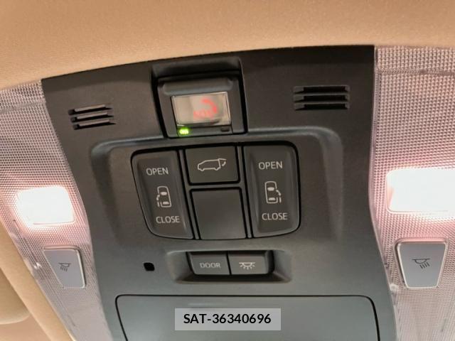 Toyota ALPHARD HYBRID 2020-04 7720372-23