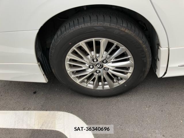 Toyota ALPHARD HYBRID 2020-04 7720372-7
