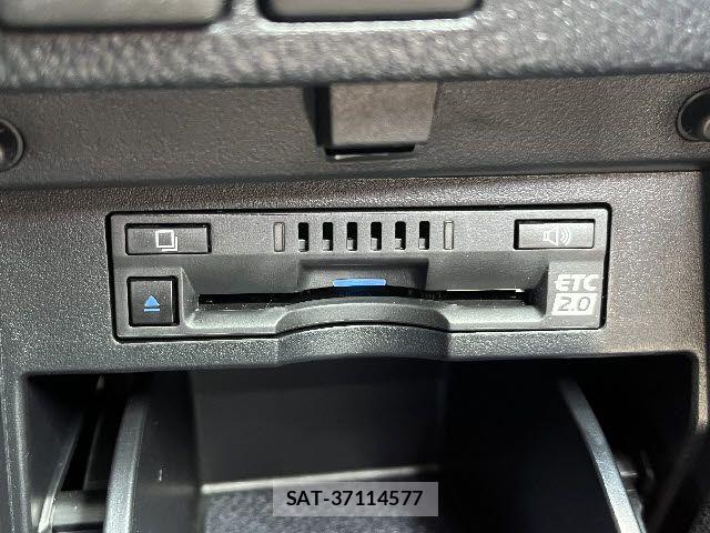 Toyota ALPHARD HYBRID 2021-08 7782402-15