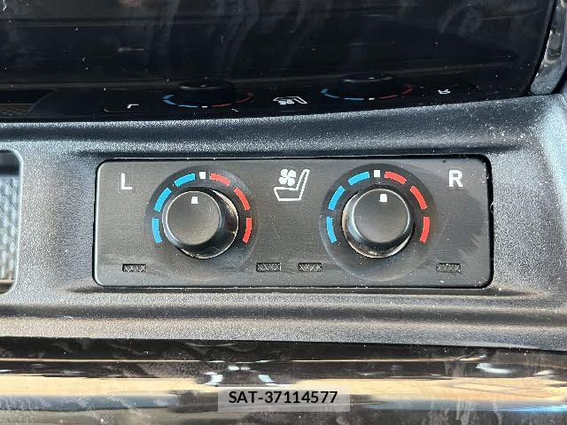 Toyota ALPHARD HYBRID 2021-08 7782402-17