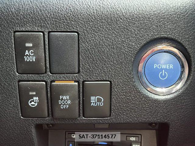 Toyota ALPHARD HYBRID 2021-08 7782402-22