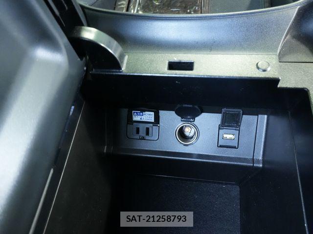 Toyota ALPHARD HYBRID 2020-06 7782399-17