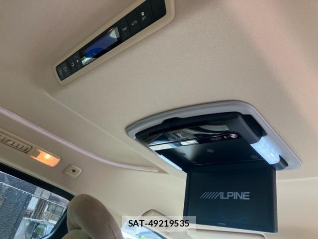 Toyota ALPHARD HYBRID 2019-03 7782386-18