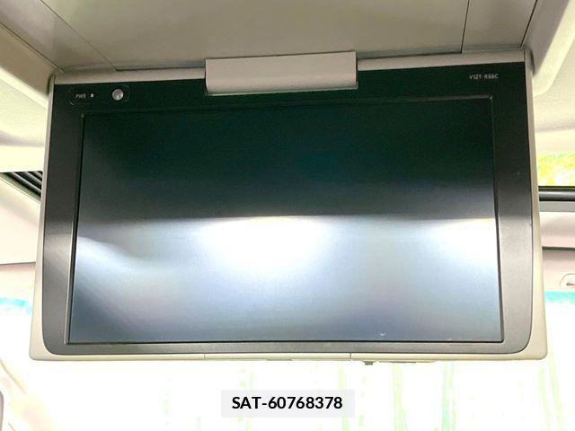 Toyota ALPHARD HYBRID 2018-04 7782400-3