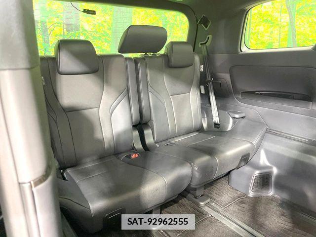 Toyota ALPHARD HYBRID 2023-09 7782403-9