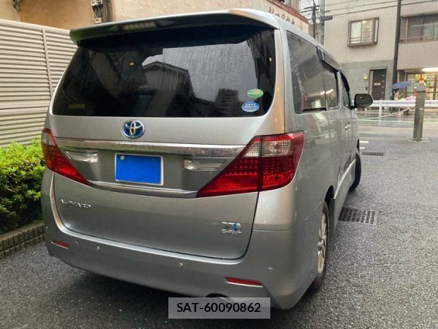 Toyota ALPHARD HYBRID 2013-06 7782383-2