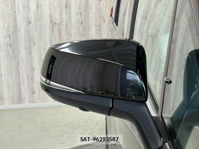 Toyota ALPHARD HYBRID 2019-05 7902188-25