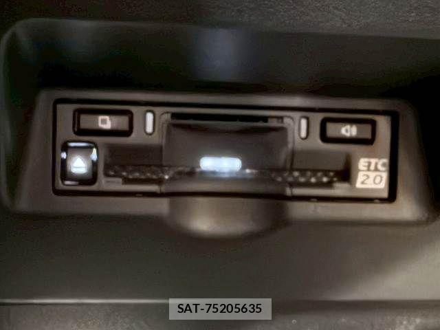 Toyota ALPHARD HYBRID 2024-01 7960401-11