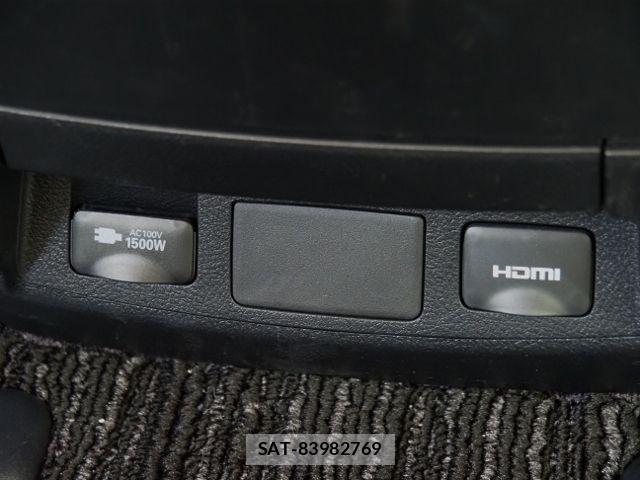 Toyota ALPHARD HYBRID 2021-08 7978408-13