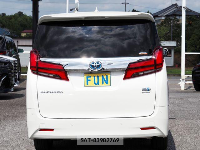 Toyota ALPHARD HYBRID 2021-08 7978408-6