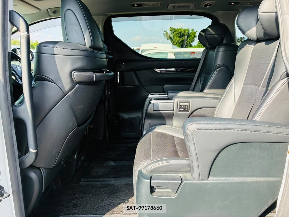 Toyota ALPHARD HYBRID 2018-07 7952452-9