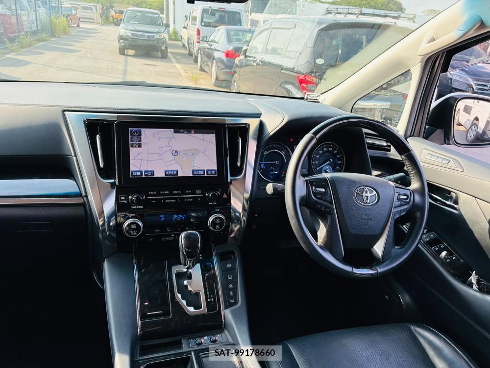 Toyota ALPHARD HYBRID 2018-07 7952452-13