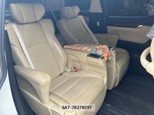 Toyota ALPHARD HYBRID 2016-06 8034308-20
