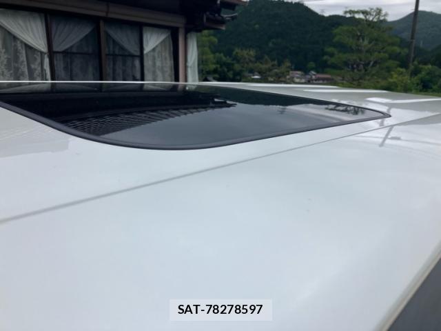 Toyota ALPHARD HYBRID 2016-06 8034308-24
