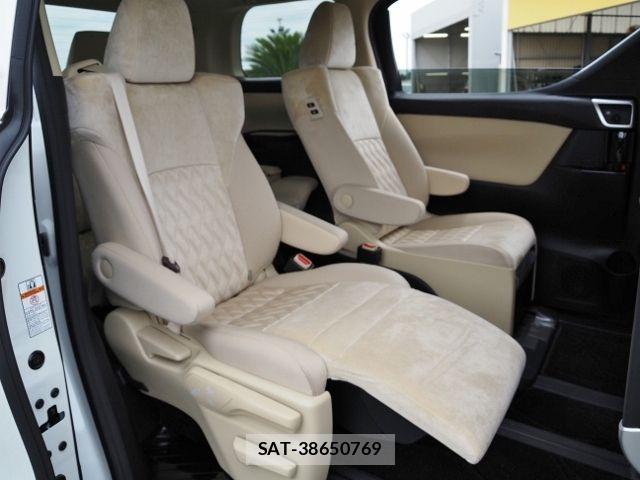 Toyota ALPHARD HYBRID 2022-04 8034299-13