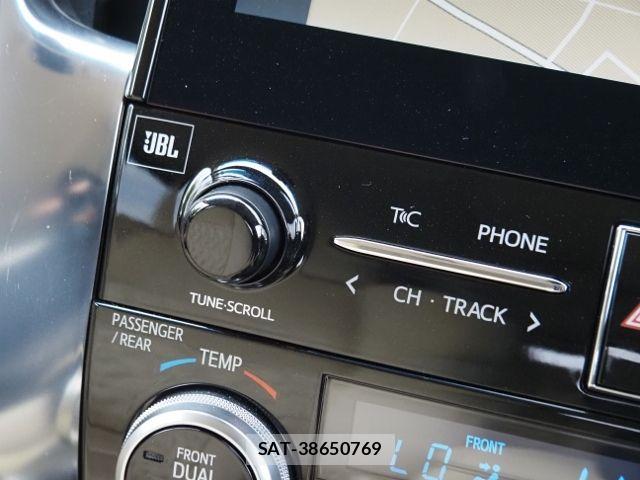 Toyota ALPHARD HYBRID 2022-04 8034299-18