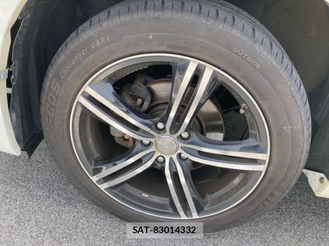 Toyota ALPHARD HYBRID 2014-08 8072735-9