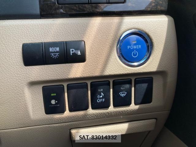 Toyota ALPHARD HYBRID 2014-08 8072735-19