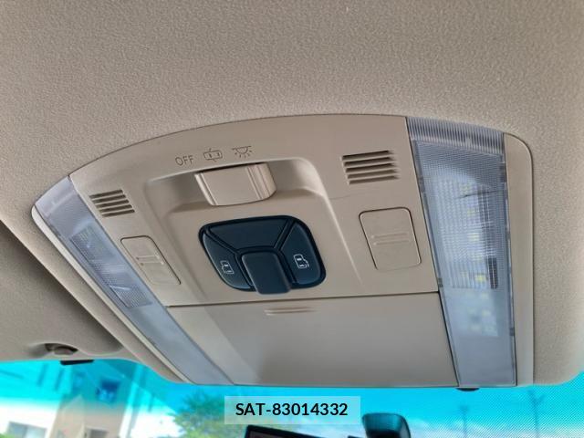 Toyota ALPHARD HYBRID 2014-08 8072735-28