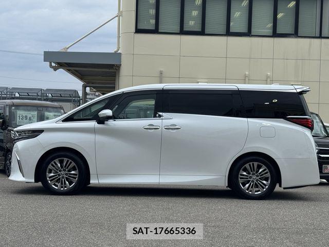 Toyota ALPHARD HYBRID 2023-12 8072728-8