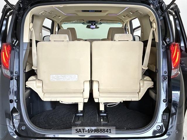 Toyota ALPHARD HYBRID 2018-01 8072734-9