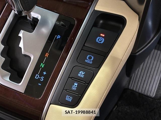 Toyota ALPHARD HYBRID 2018-01 8072734-15