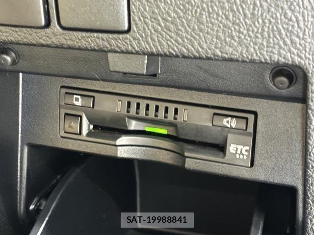 Toyota ALPHARD HYBRID 2018-01 8072734-17