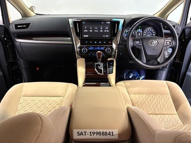 Toyota ALPHARD HYBRID 2018-01 8072734-1